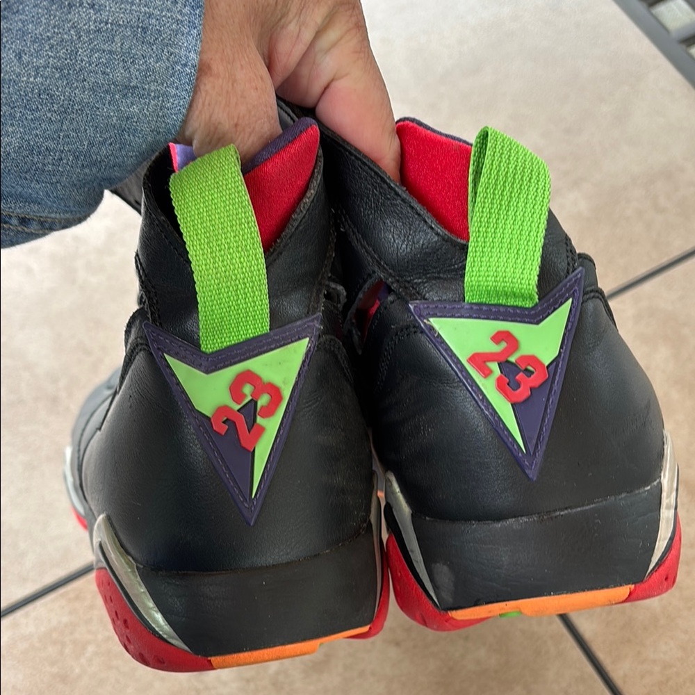 Jordan Men’s Retro Marvin the Martian Black Red Sneakers-13 - Picture 5 of 12